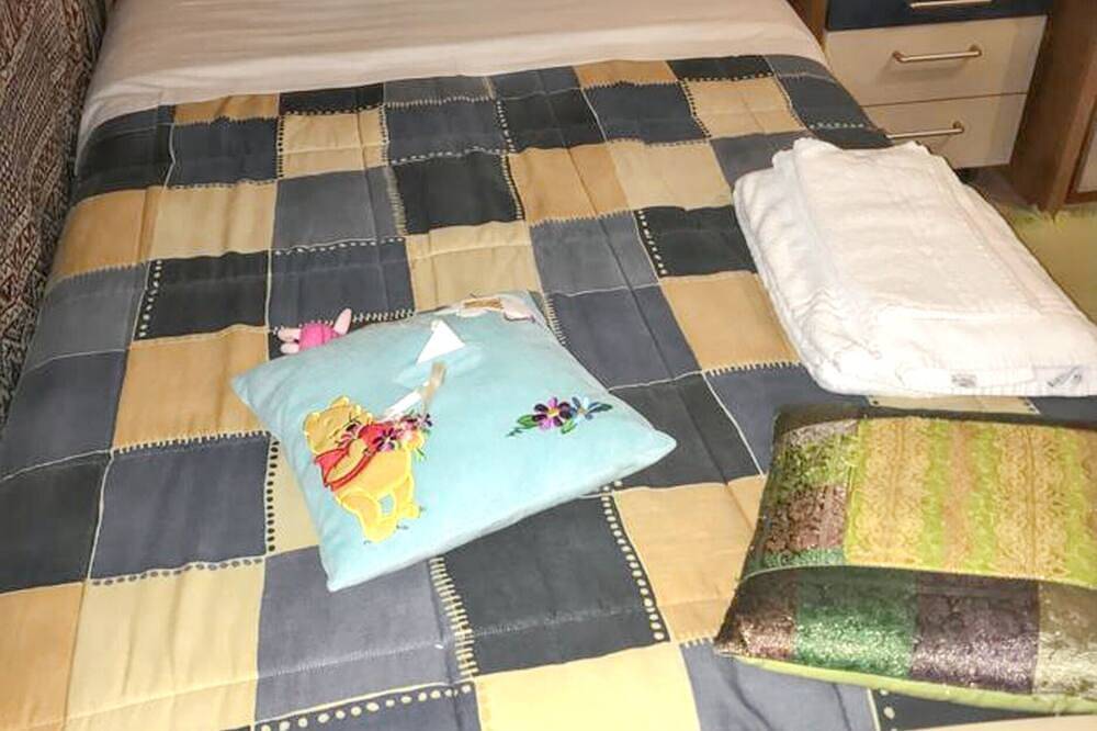 Homerez - Acogedora villa en Ladispoli con piscina privada in Ladispoli, Provincia de Roma