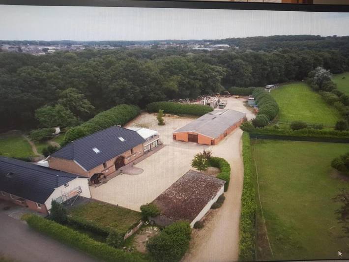 Pension voor 18 personen, with Balkon and Terras as well as Tuin in Landgraaf