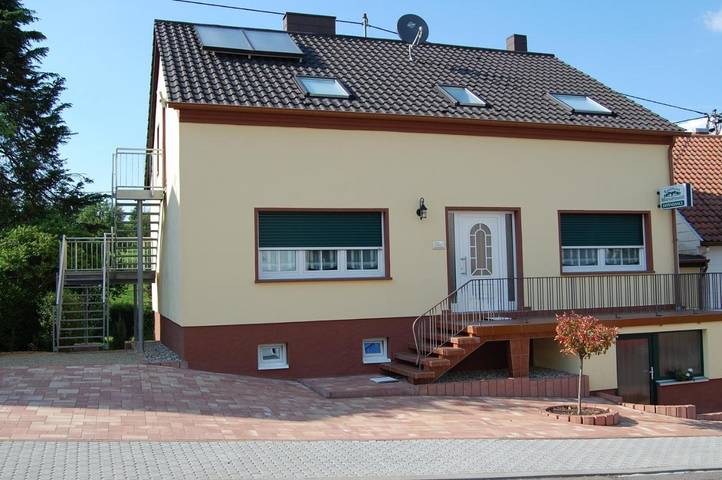 Hotel für 4 Personen, mit Ausblick und Garten