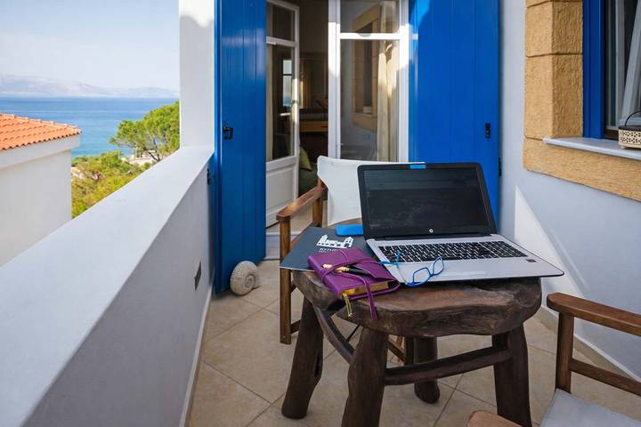 Gîte pour 4 personnes, avec balcon/terrasse et piscine dans Cythère - 3