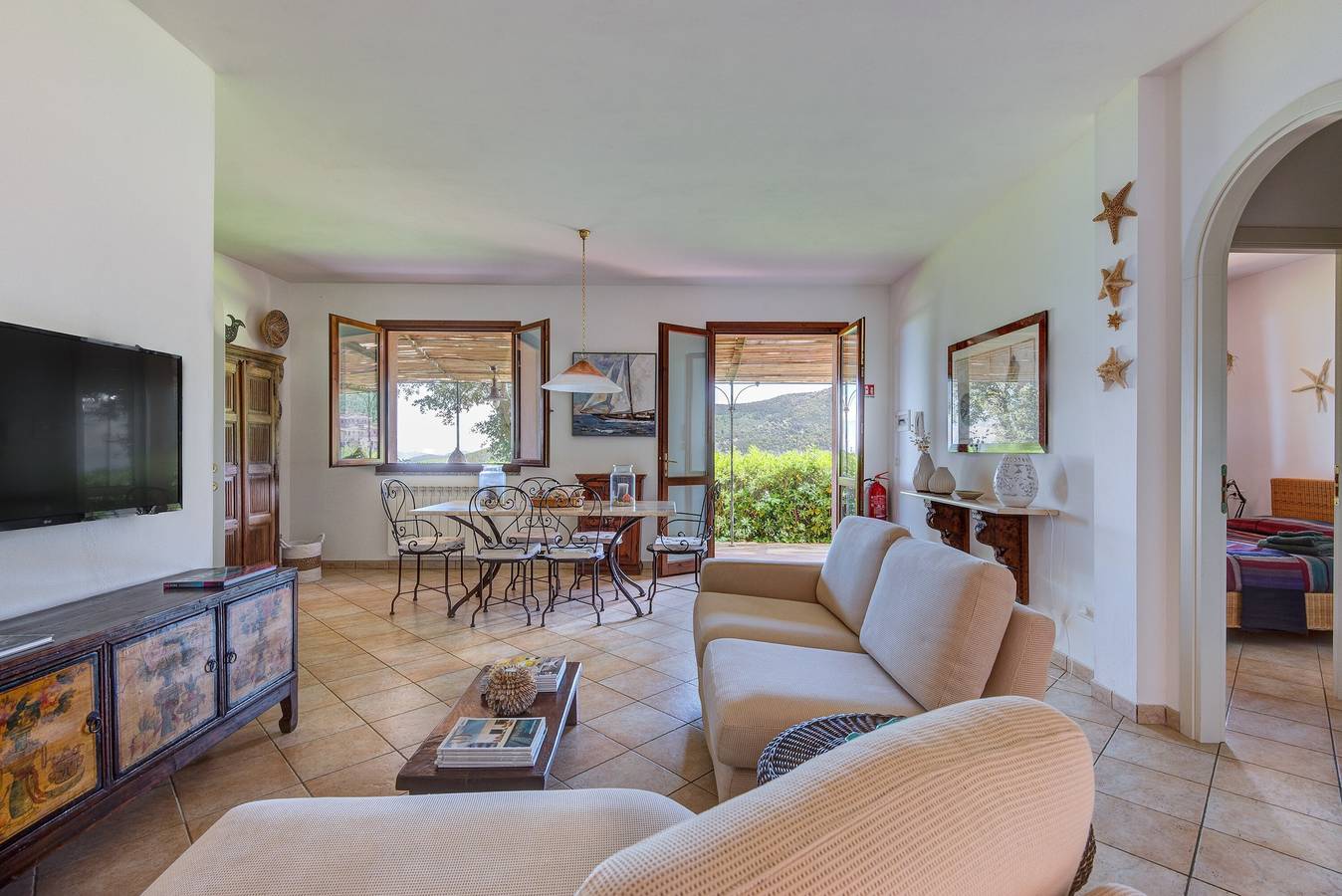 Villa 'Martini' con vista mare, terrazza privata e Wi-Fi in Marciana, Isola d'Elba