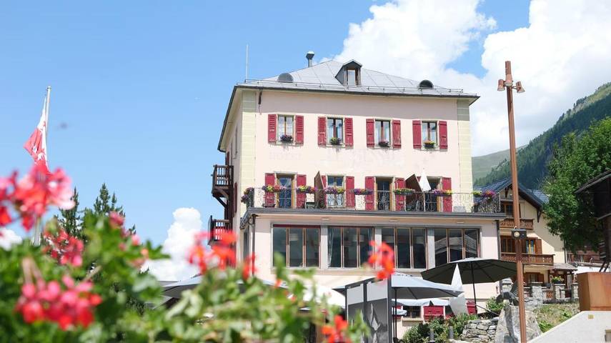Hôtel pour 6 personnes, avec vue et terrasse, animaux acceptés dans Zinal - 3
