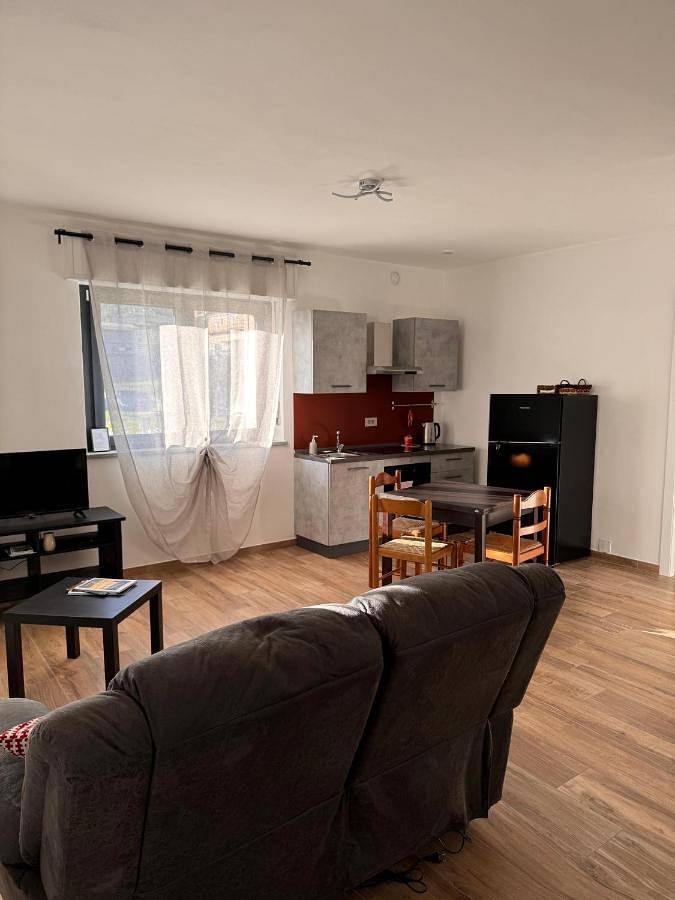 Gîte pour 2 personnes, avec jardin et vue à Paesana - 3