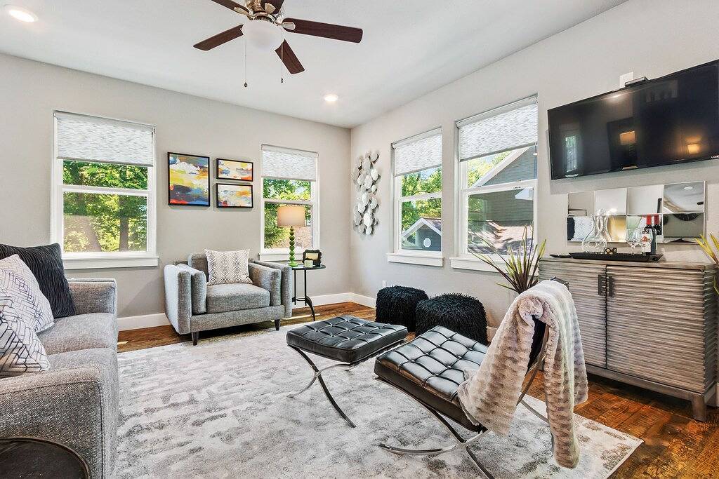 Ganze Wohnung, Studio A in der Central Ave. in Bentonville, Ozark Mountains