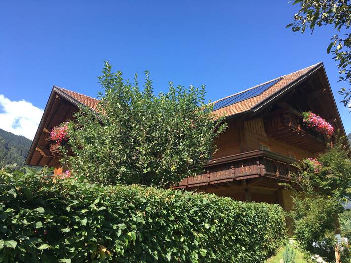Ferienwohnung für 11 Personen, mit Balkon und Terrasse sowie Garten und Ausblick in Gaschurn und Umgebung - 2