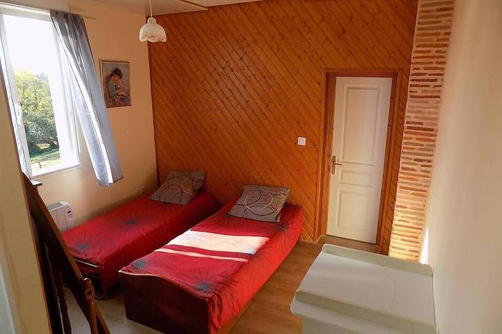 Location de vacances pour 5 personnes, avec jardin et terrasse à Montpon-Ménestérol - 3