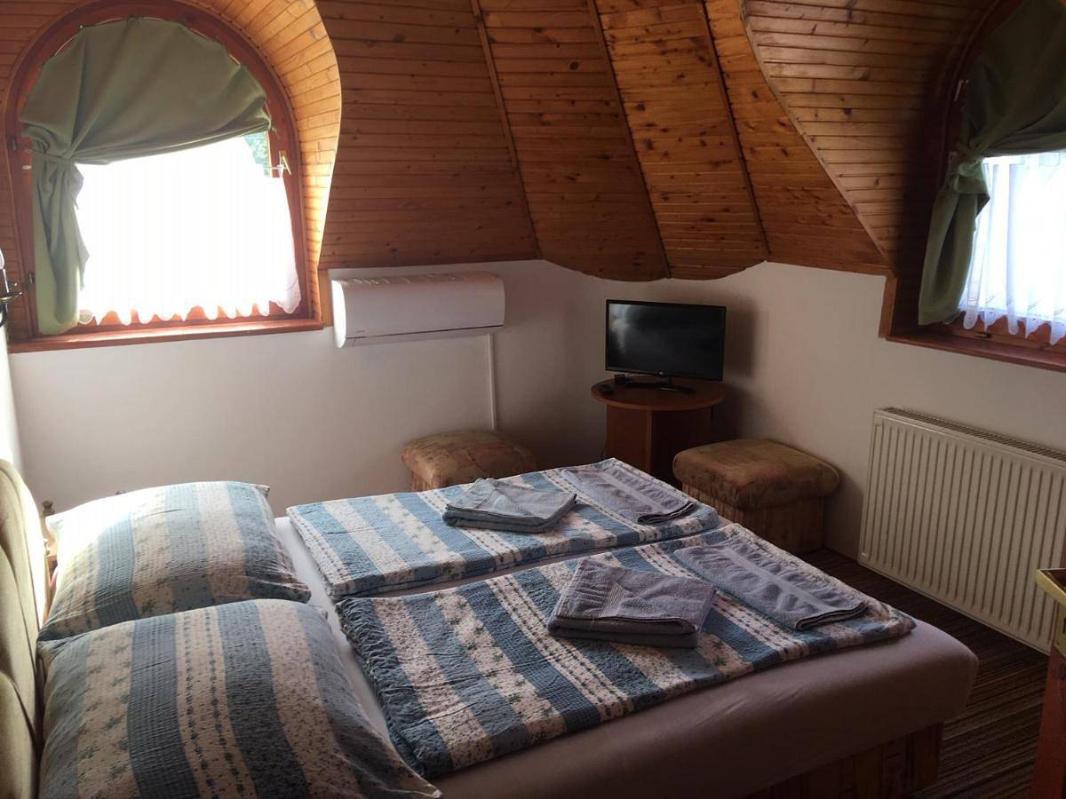 Káptalan vendégház in Balatonalmadi, Plattensee nordufer