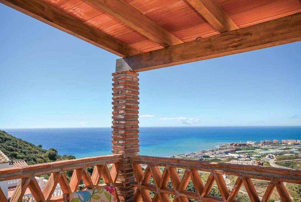 Villa für 8 Personen mit Garten in Torrox Costa, Torrox