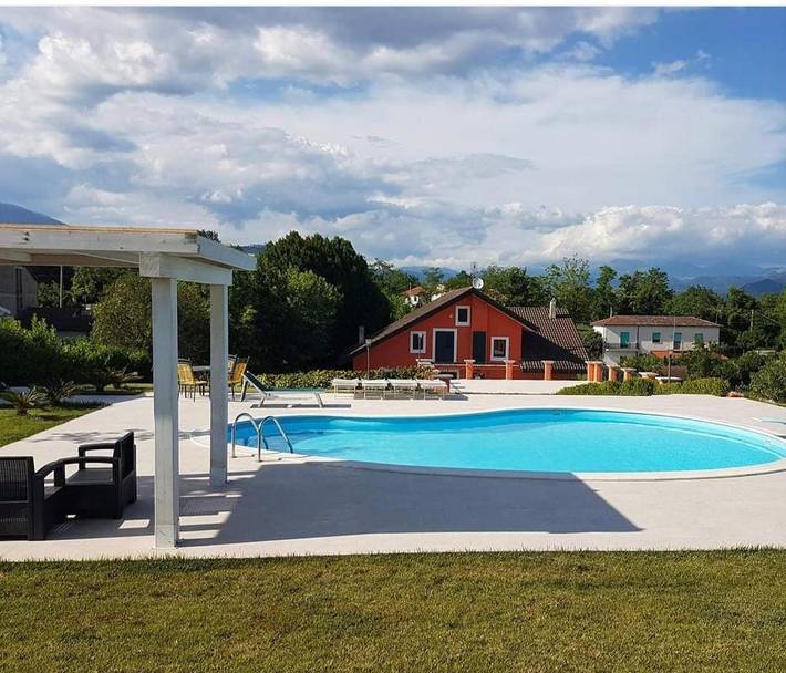 Location de vacances pour 2 personnes, avec piscine ainsi que jardin et vue, animaux acceptés dans Cassino - 2