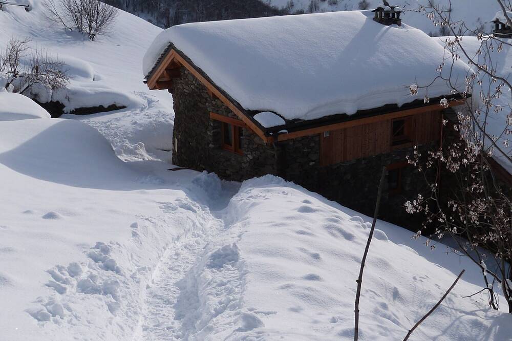 Chalet on the slopes in Valmeinier 1800 in Valmeinier, Saint-Jean-de-Maurienne region
