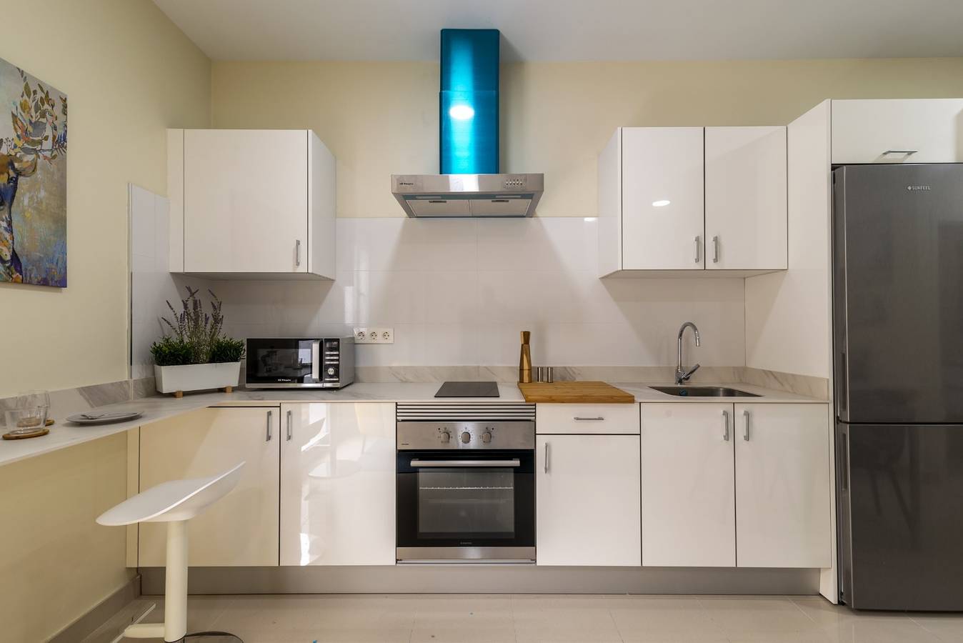 Entire studio, 03D Livian Suites Ext 2 pax in Las Palmas de Gran Canaria Centre, Las Palmas de Gran Canaria