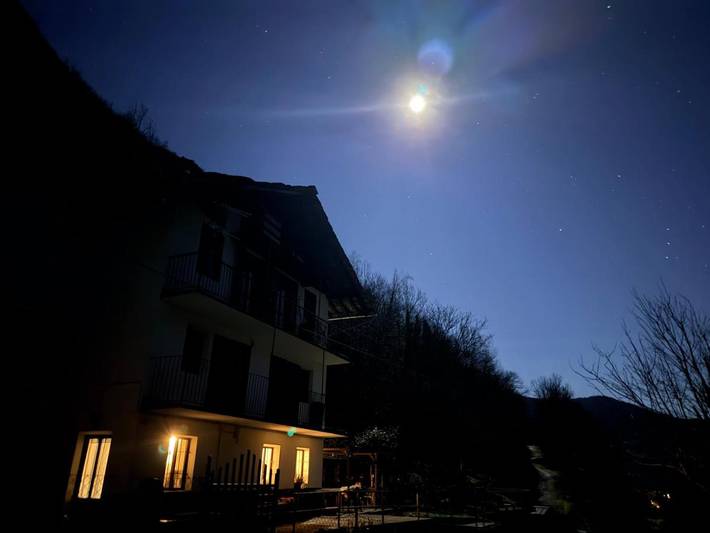 Gîte pour 4 personnes, avec jardin et vue, animaux acceptés à Cérès - 3