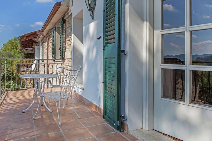 Ferienwohnung für 3 Personen, mit Balkon und Garten sowie Pool in Modigliana