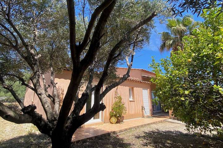 Villa pour 6 personnes, avec Terrasse et Jardin à Bandol