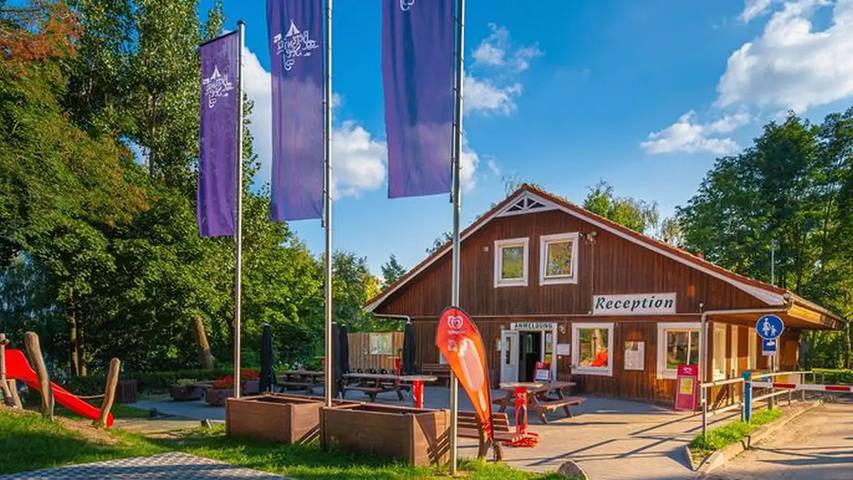 Bungalow für 4 Personen, mit Terrasse