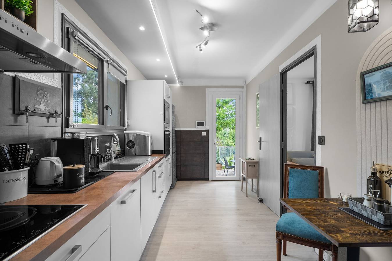 Villa 'Claud' House' avec vue sur la montagne, Wi-Fi et climatisation in La Cadière-d'Azur, Côte méditerranéenne (France)