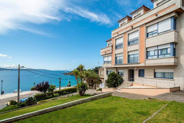 Apartamento de férias para 4 pessoas, com vista em Portonovo