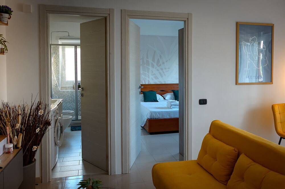 Entire apartment, Hibiscus Apartment in Ciampino, Parco Regionale dei Castelli Romani