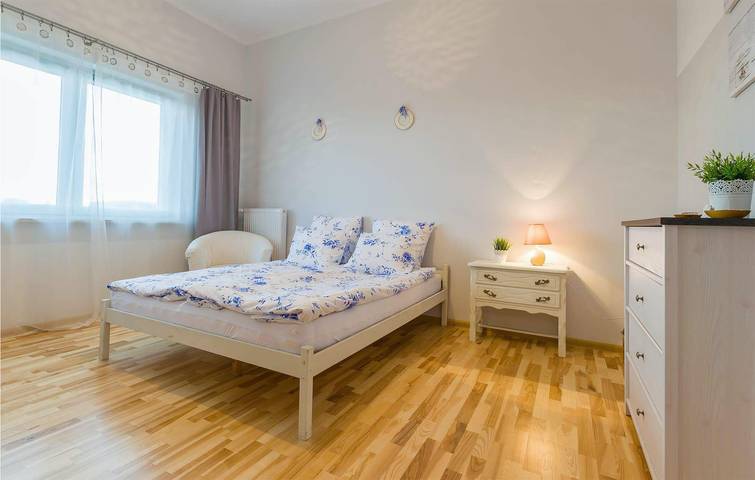 Ganze Ferienwohnung, Ferienwohnung für 4 Personen mit Garten in Darłówko, Darłowo