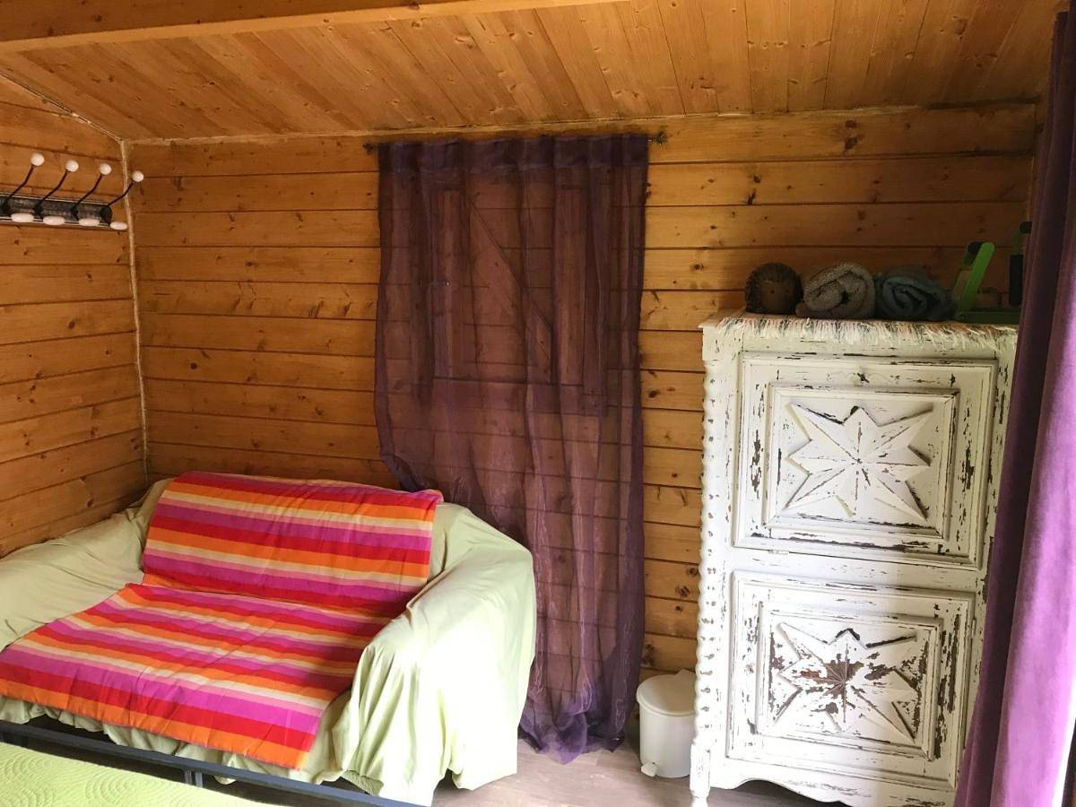 One-Bedroom Chalet - Annex in Peyrolles-en-Provence, Région d'Aix-en-Provence