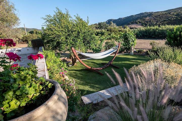 Gîte pour 4 personnes, avec Terrasse et Jardin