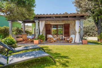 Villa pour 6 personnes, avec jardin à Villasimius