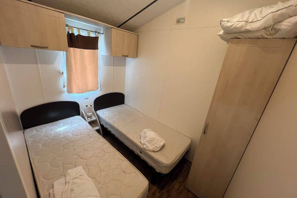 Mobil home climatisé tout confort avec terrasse – entre mer & Camargue in Lunel, Côte d'Améthyste