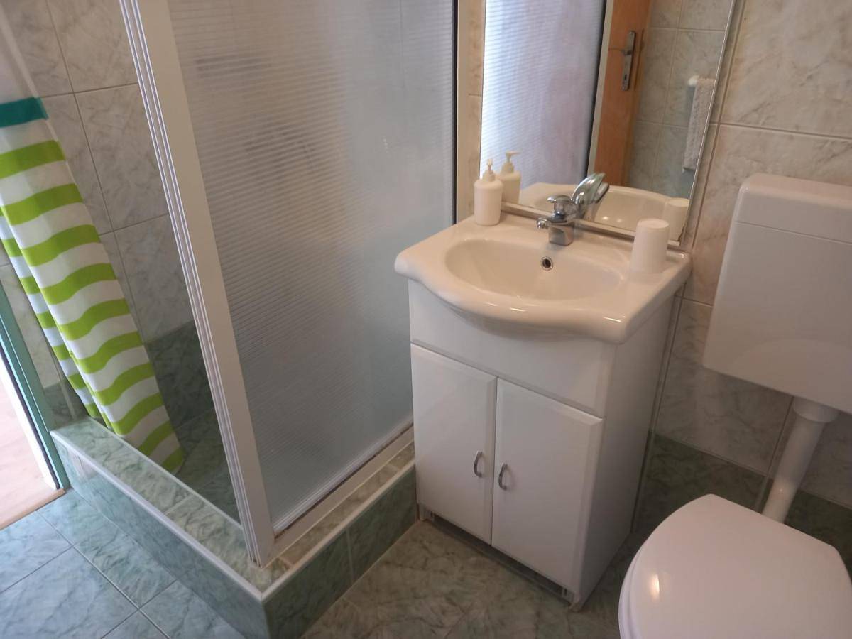 Riva1 Apartments and Rooms in Blato, Korcula