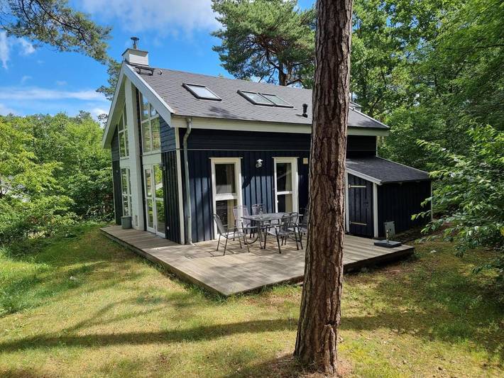 Ferienhaus für 6 Personen, mit Seeblick und Sauna sowie Ausblick und Garten auf der Halbinsel Mönchgut