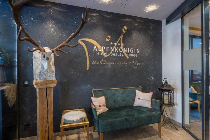 Hôtel pour 2 personnes, avec sauna et vue ainsi que jardin et piscine