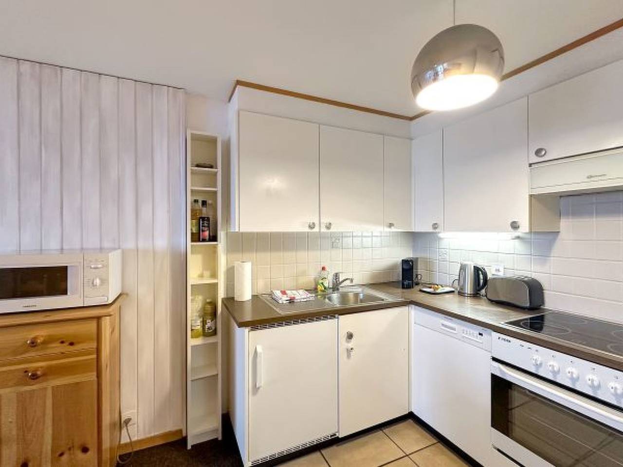 Ganze Wohnung, Ferienwohnung für 8 Personen mit Balkon in Les Agettes, Walliser Alpen