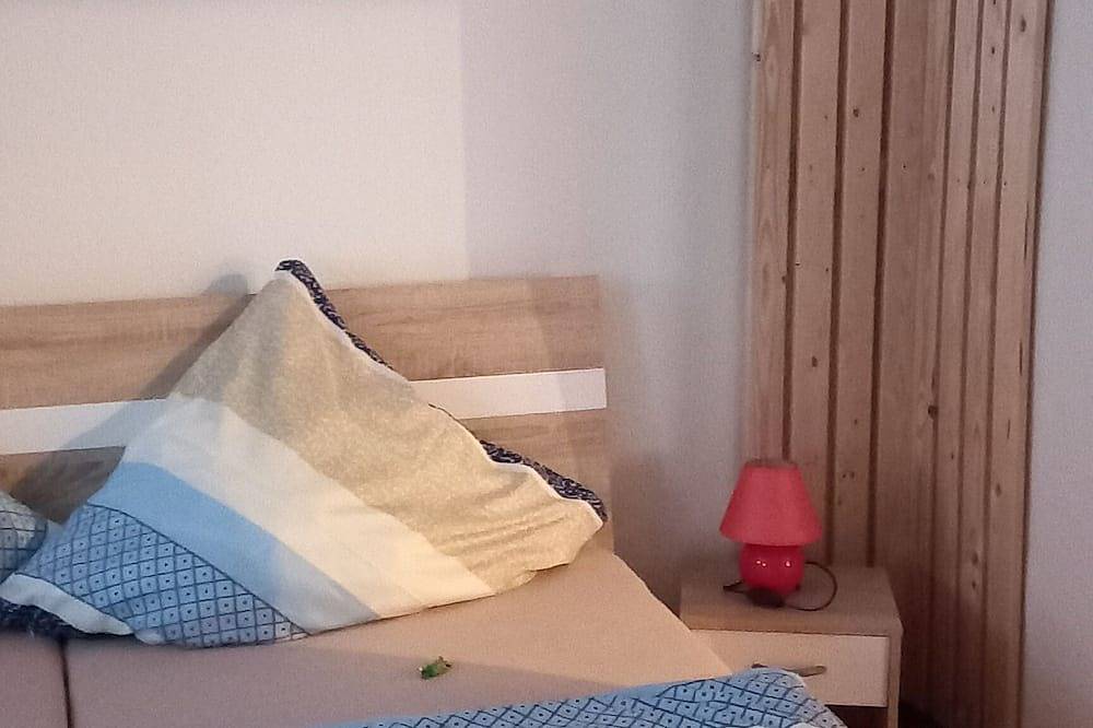 Ferienwohnung in ruhiger naturbelassener zentraler Lage zu Limes und Rheinsteig in Neuwied, Osteifel