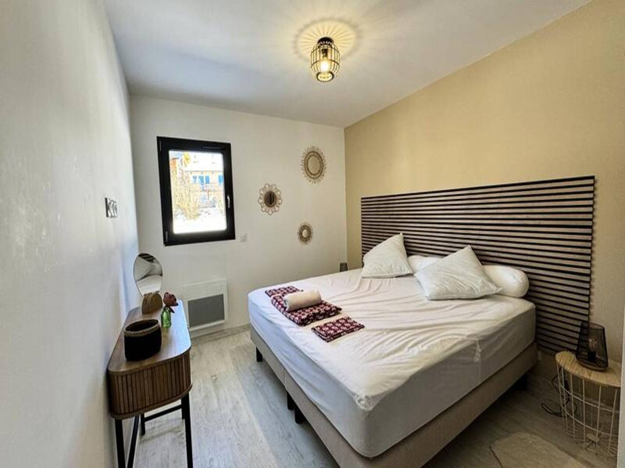 Entire apartment, House near Formiguères Ski Slopes in Formiguères, Parc naturel régional des Pyrénées catalanes