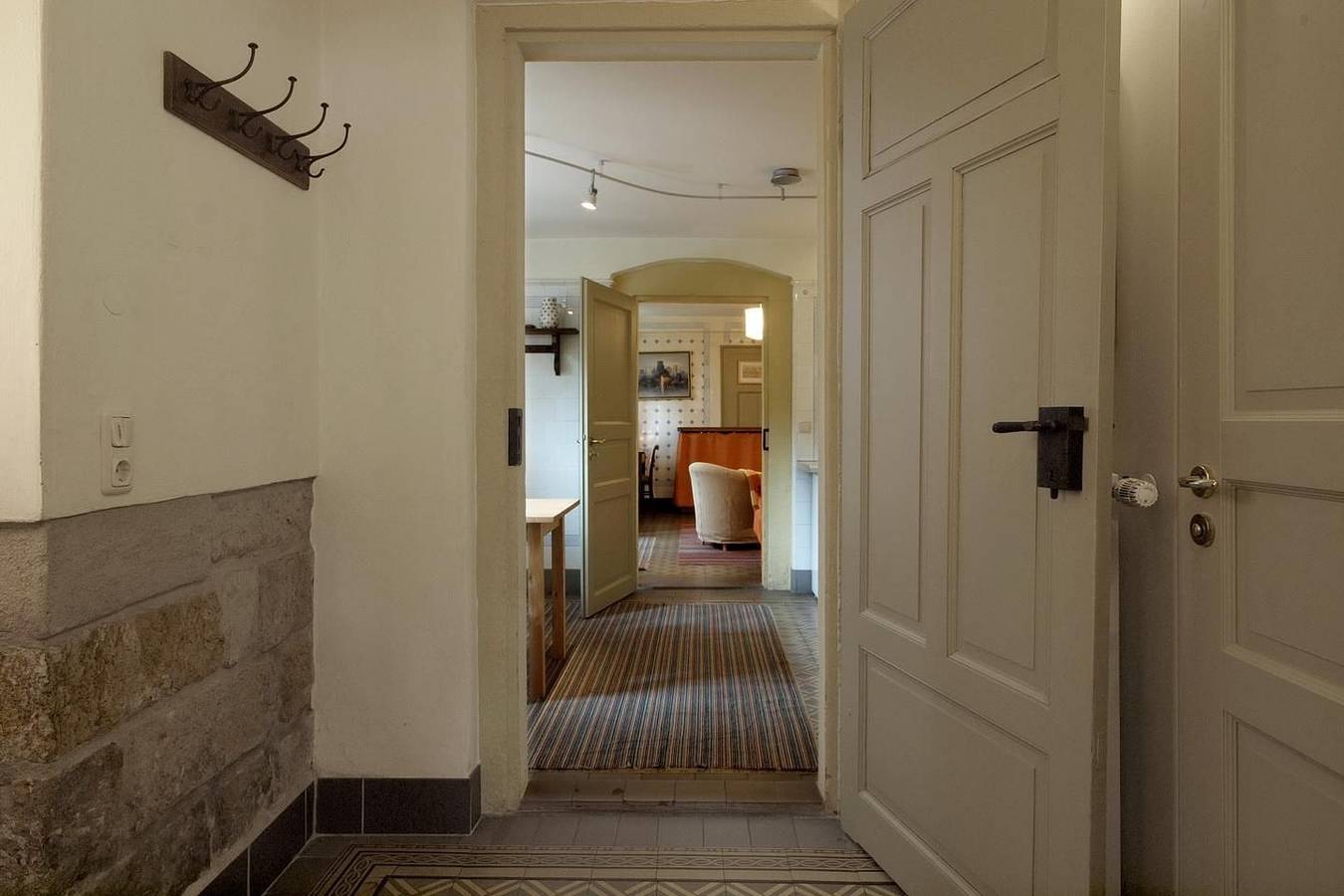 Apartamento entero, Tiles and "Mettlacher Platten" in Plauen (Dresde), Dresde