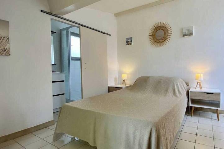 Location de vacances pour 6 personnes, avec jardin et piscine à Palaja - 2