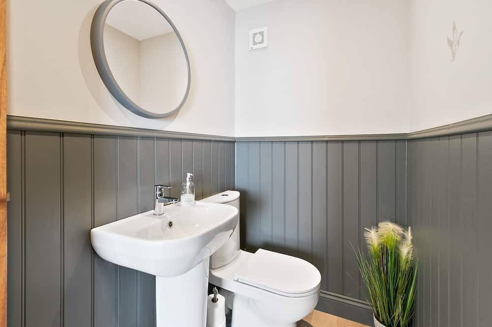Creinch Lodge-Sleeps 2 - für 2 Gäste in 1 Schlafzimmer in Loch Lomond, Argyll & Bute