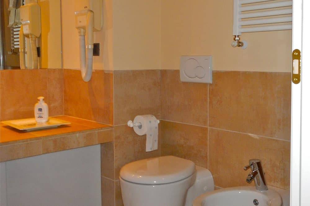 Ganze Wohnung, Romantische Wohnung in der alten Villa in Bellagio, nahe dem See in Bellagio, Gemeinde Bellagio