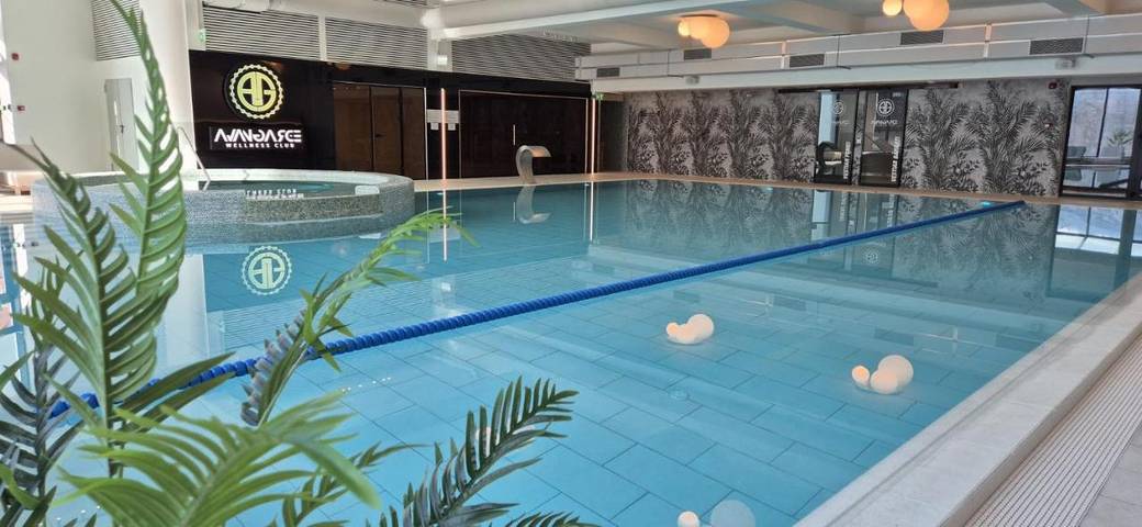 Gîte pour 6 personnes, avec balcon et sauna ainsi que vue et piscine à Sinaia - 2