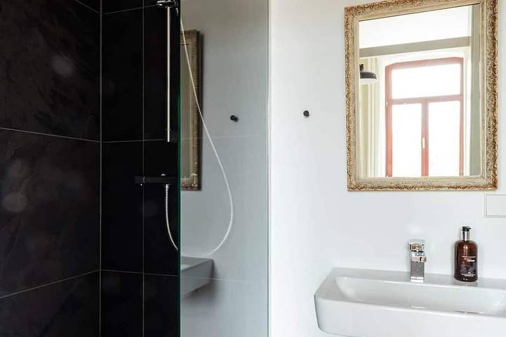 Künstlerzimmer 2.1 - das Hanseatische in Gera, Ostthüringen