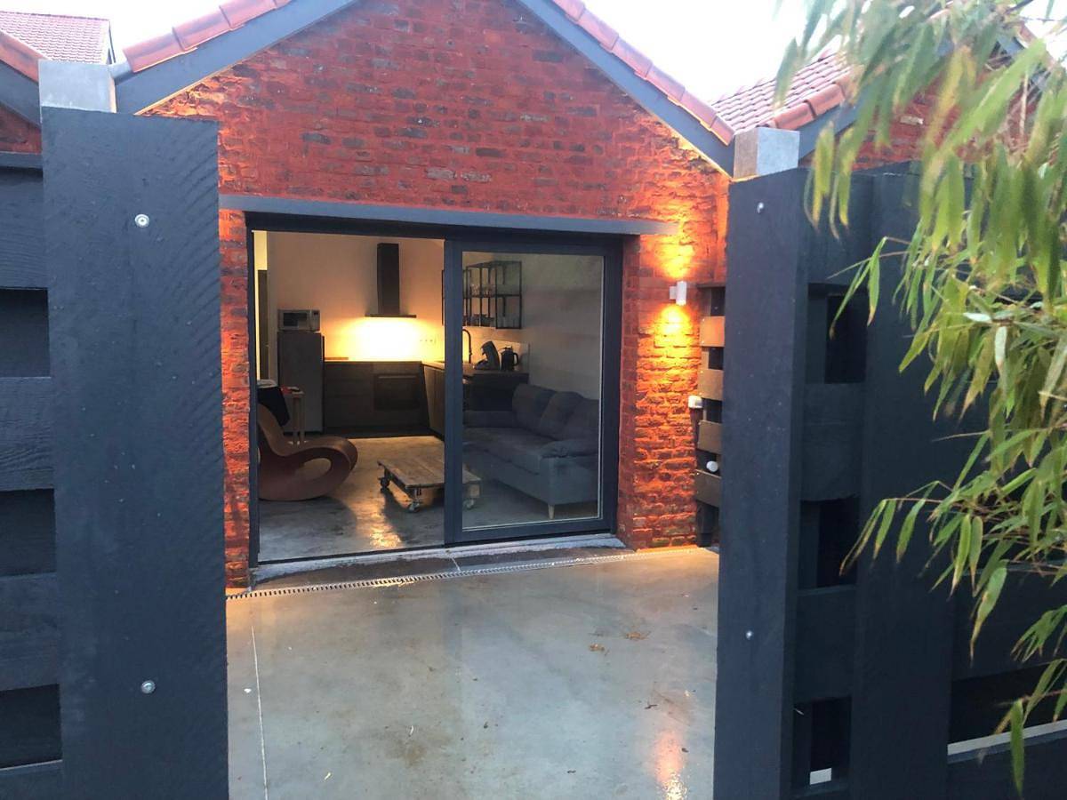 Appartement entier, One-Bedroom House in Saint-Amand-les-Eaux, Région de Valenciennes