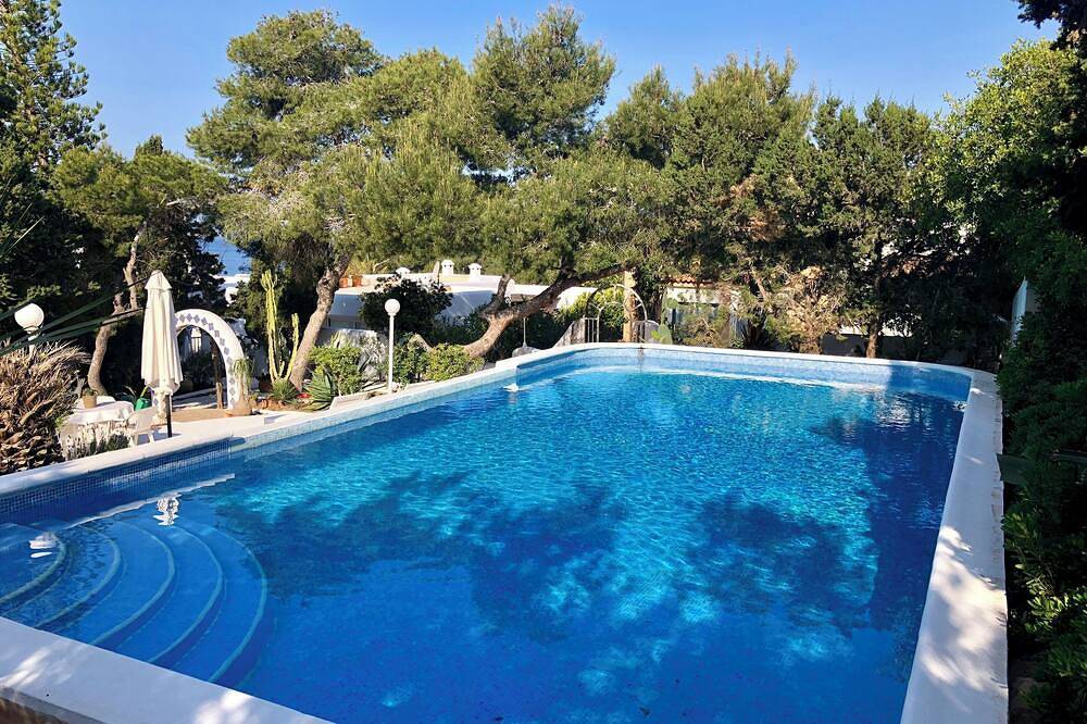 Appartement entier, Bungalows Gracioneta in Cala Gració, Sant Antoni de Portmany