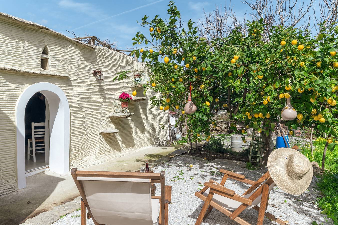 Casa vacanze 'Oak Farm Traditional Guesthouse' con vista mare, terrazza privata e Wi-Fi in Fallika, Andros
