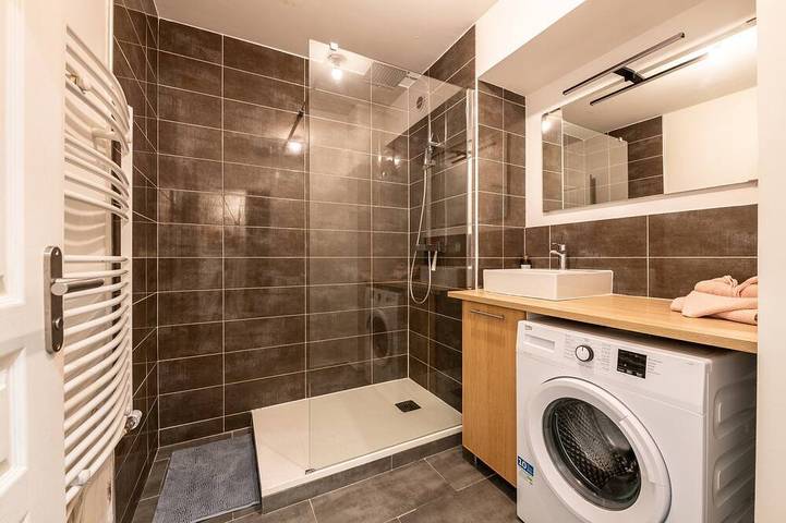 Ganze Wohnung, Appartement idéal famille – Disney & parking in Bussy-Saint-Georges, Seine-et-Marne