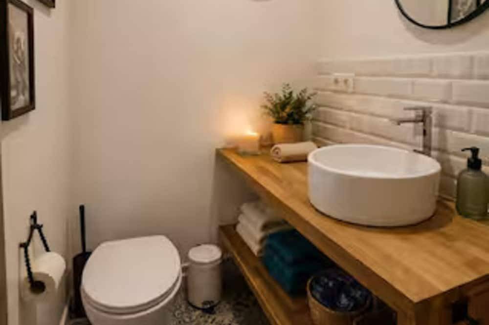 Ganze Wohnung, Cosy downtown apartment for 4 to 6 people in Charleville-Mézières, Ardennen