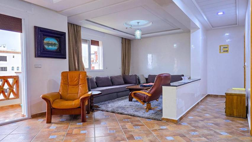 Gîte pour 8 personnes, avec jacuzzi ainsi que piscine et jardin dans Oued Laou - 4