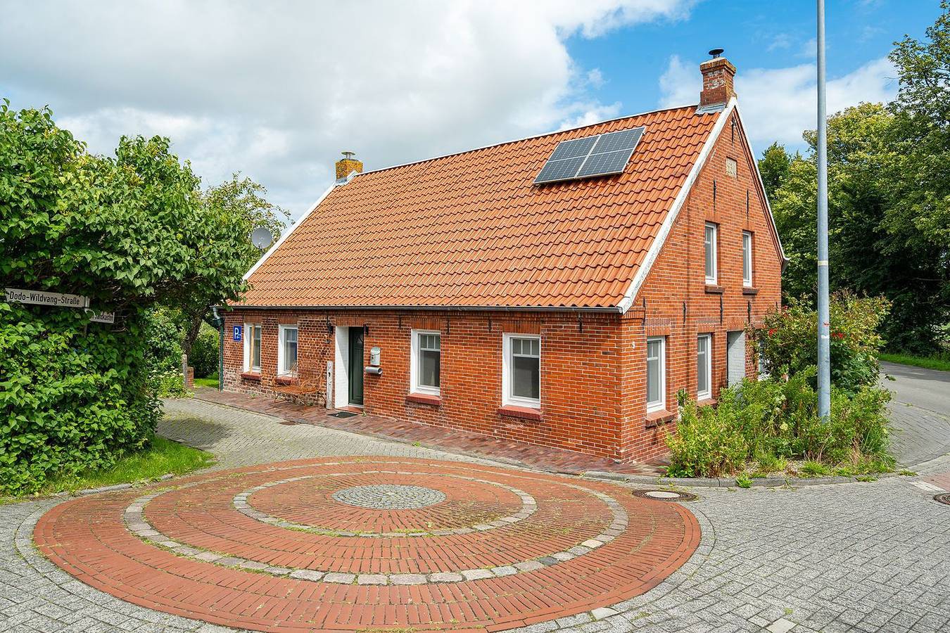 Historisches 100qm Haus für 4-6 Pers. + Hund mit Kamin, Sauna und großem Garten in Upleward, Krummhörn