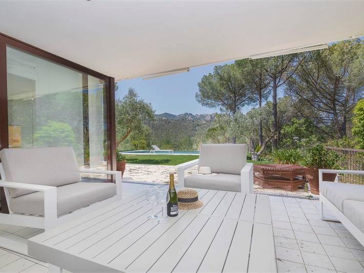 Location de vacances pour 8 personnes, avec piscine et jardin à Santa Cristina d'Aro - 4