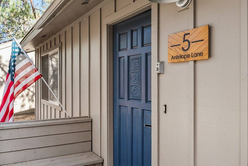 Walk to Village, Sharc Passes, Air Conditioning, King Bed, Bikes in Sunriver, Deschutes County