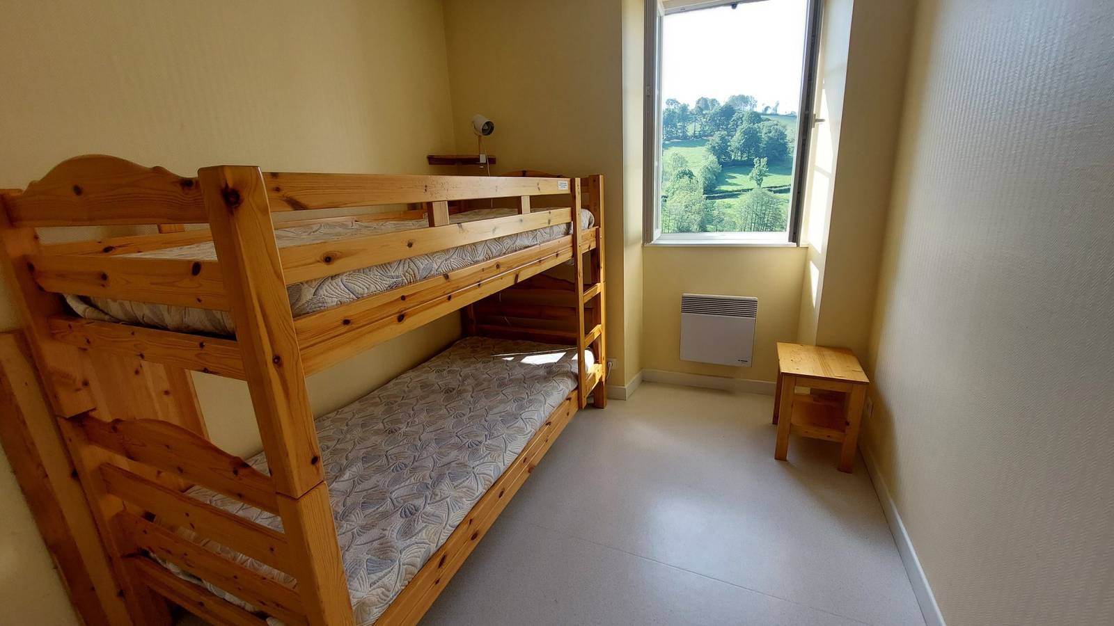 Appartement entier, Gîte pour 4 personnes, à 9 km d’Aurillac – Gîte Le Mamou in Région d'Aurillac