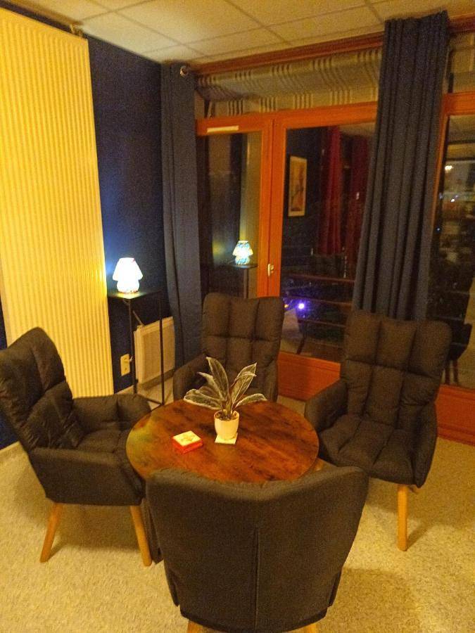 Hôtel pour 2 personnes, avec jardin et vue dans Bénévent-l'Abbaye - 2